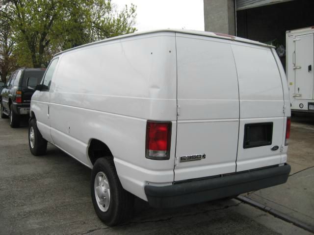 2007 Ford E350 Wagon SL AWD CVT Leatherroof