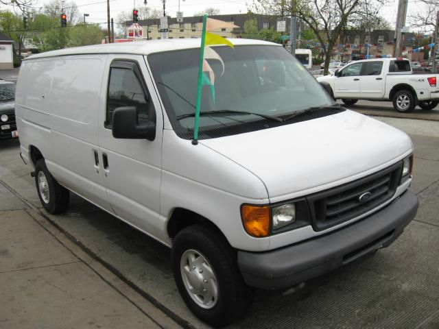 2007 Ford E350 Wagon SL AWD CVT Leatherroof