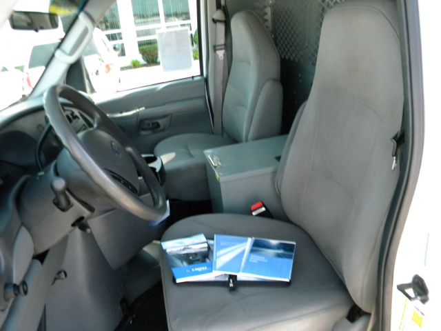2007 Ford E350 Wagon GT Deluxe Bullitt