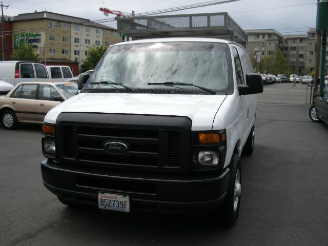 2008 Ford E350 Wagon GT Deluxe Bullitt