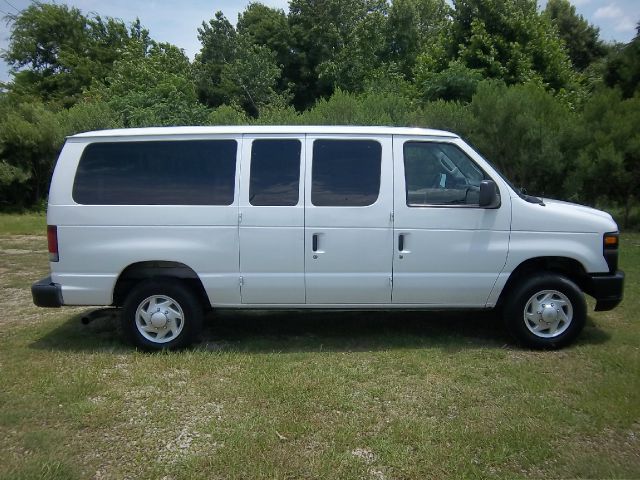 2009 Ford E350 Wagon ONE Owner Black Beauty