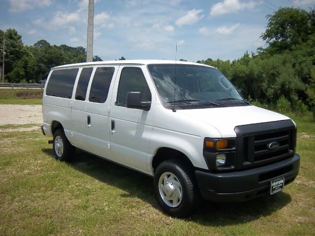 2009 Ford E350 Wagon ONE Owner Black Beauty