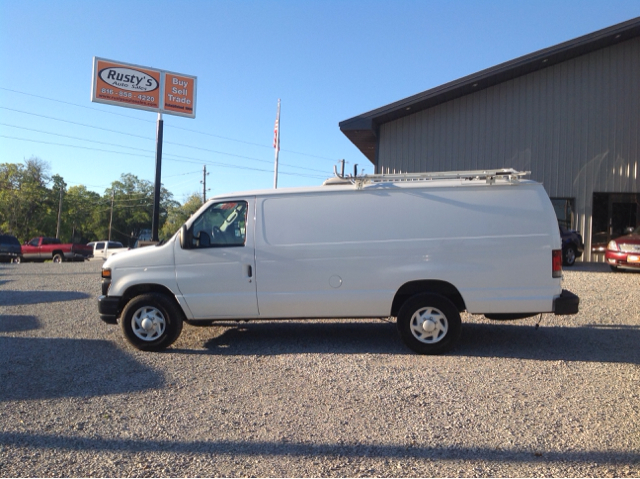 2009 Ford E350 Wagon 2.5 S Model