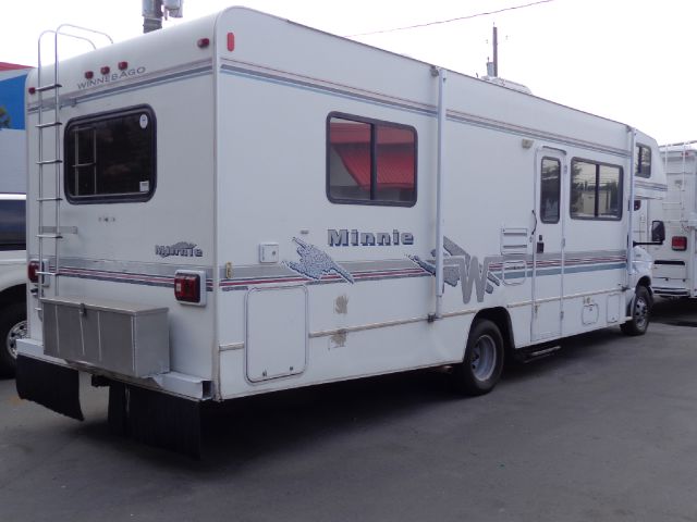1997 Ford E350 Winnebago FWD SLT