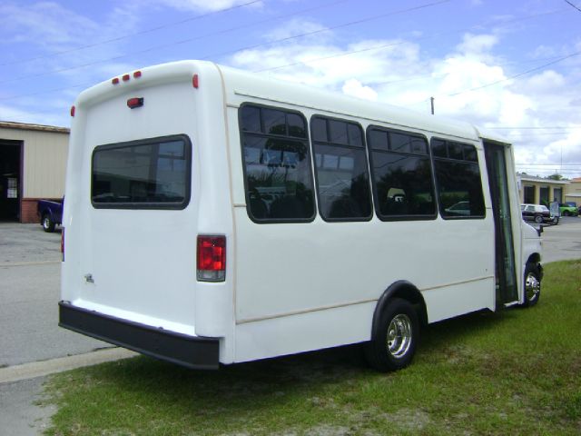 2000 Ford E450 Unknown