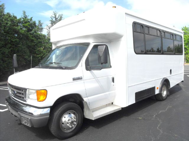 2006 Ford E450 ION 2 Manual