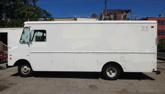 1985 Ford Econoline 4dr 4WD SLE Commercial