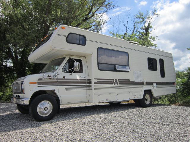1985 Ford Econoline Quad-short-slt-big Horn-4wd-20 INCH Rims-1 Owner