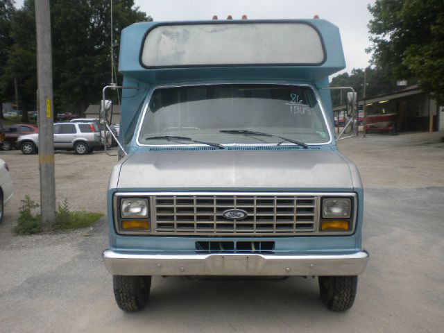 1986 Ford Econoline SE Sport