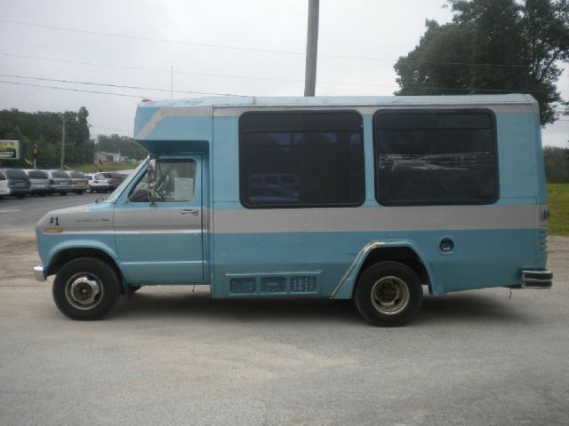 1986 Ford Econoline SE Sport