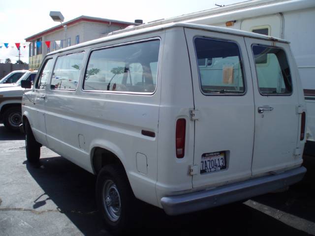 1987 Ford Econoline Base
