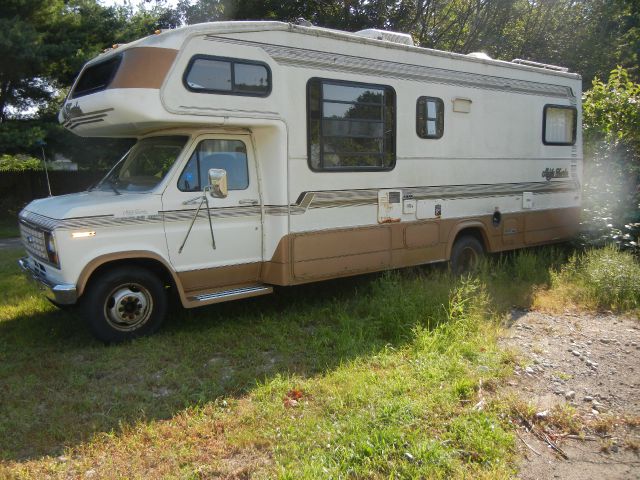 1989 Ford Econoline SE Sport