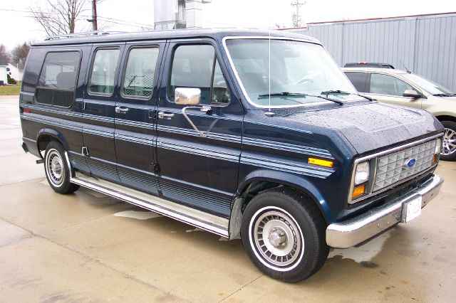 1991 Ford Econoline GS VERY Sharp