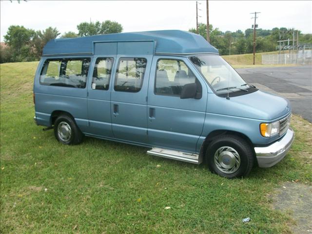 1992 Ford Econoline Base