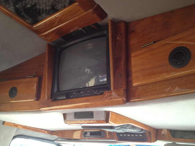 1995 Ford Econoline LE Clean Car Fax Priced To Go