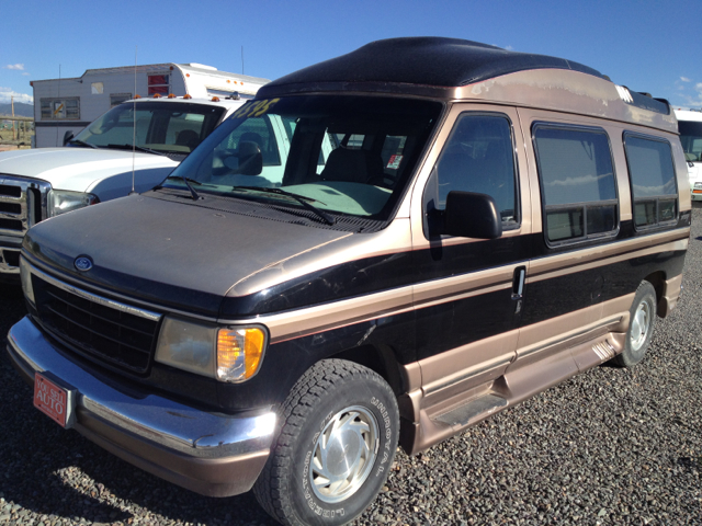 1995 Ford Econoline LE Clean Car Fax Priced To Go