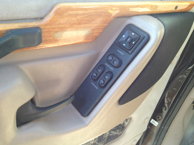 1995 Ford Econoline LE Clean Car Fax Priced To Go