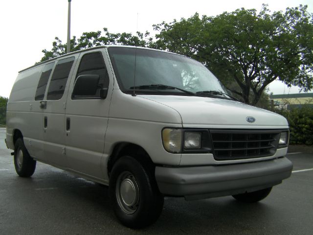 1996 Ford Econoline 328 Ci