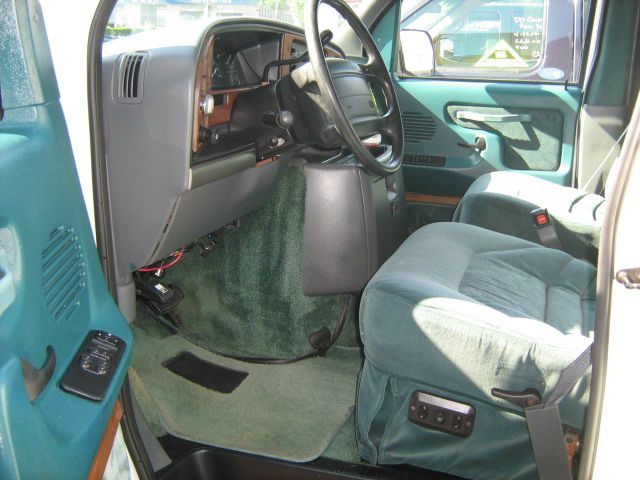 1996 Ford Econoline SE 5 Ft