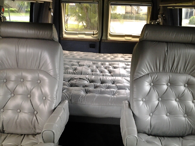 1996 Ford Econoline 328 Ci