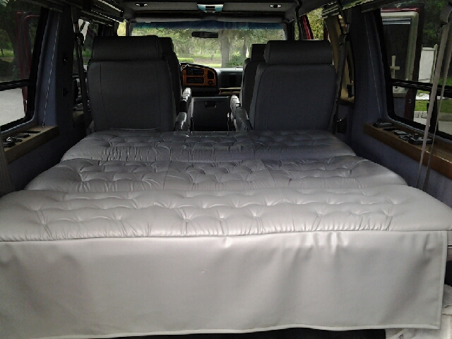 1996 Ford Econoline 328 Ci