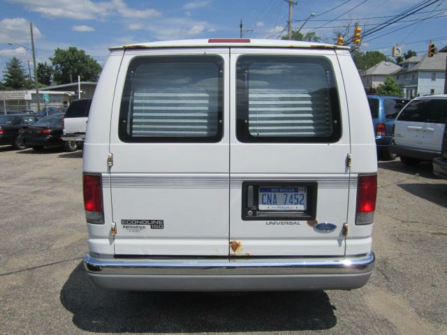 1997 Ford Econoline 328 Ci