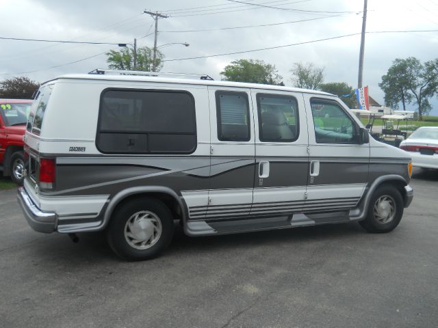1997 Ford Econoline 328 Ci