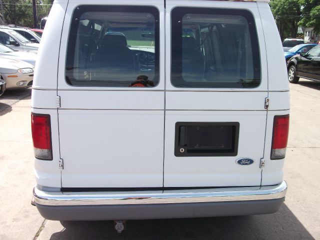 1997 Ford Econoline 328 Ci