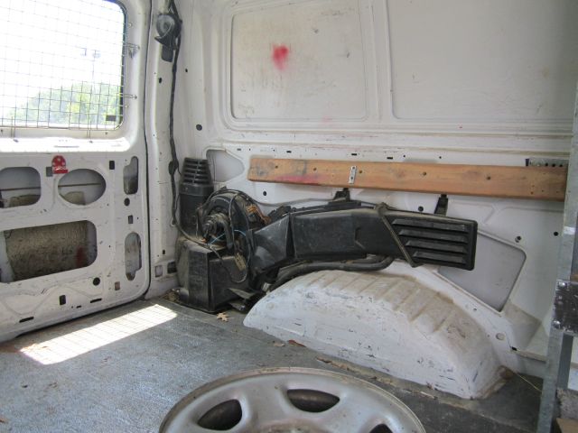 1998 Ford Econoline Z71 Truck