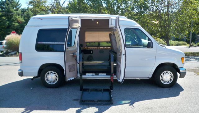 1998 Ford Econoline 328 Ci