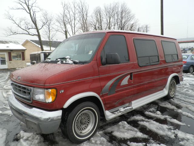 1999 Ford Econoline 328 Ci