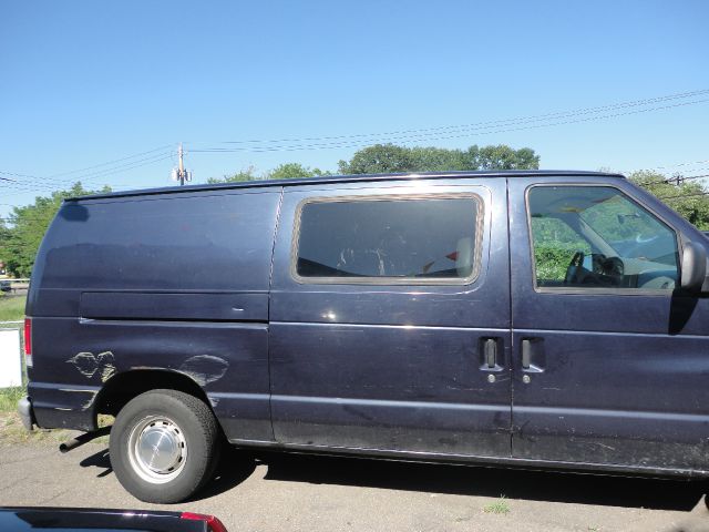 1999 Ford Econoline 328 Ci
