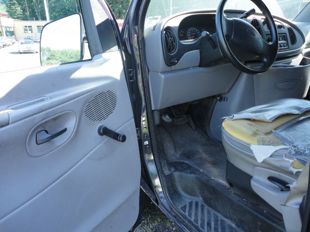 1999 Ford Econoline 328 Ci