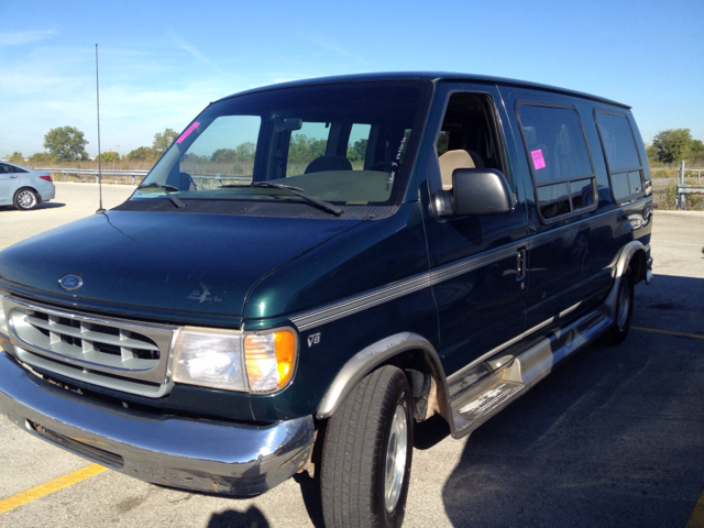 1999 Ford Econoline 328 Ci