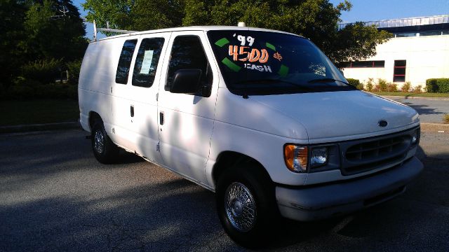 1999 Ford Econoline 328 Ci