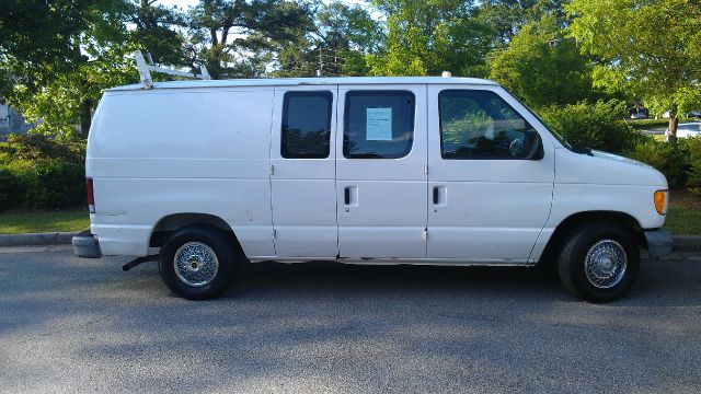 1999 Ford Econoline 328 Ci