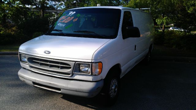 1999 Ford Econoline 328 Ci