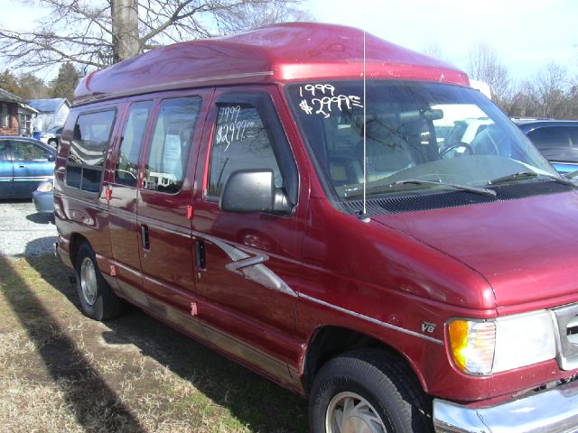 1999 Ford Econoline 328 Ci