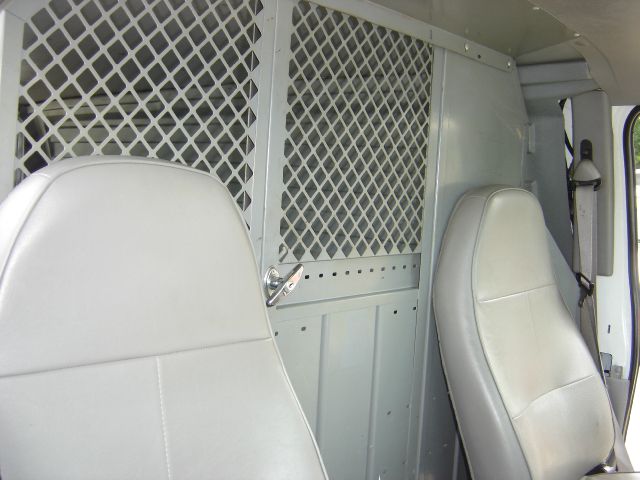 1999 Ford Econoline 328 Ci