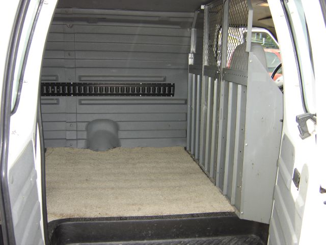 1999 Ford Econoline 328 Ci