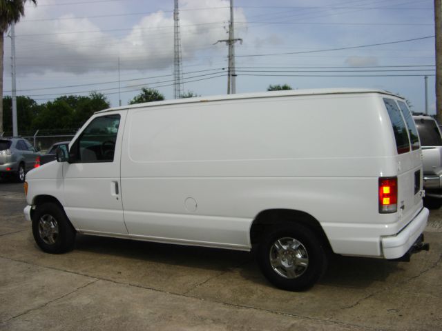 1999 Ford Econoline 328 Ci