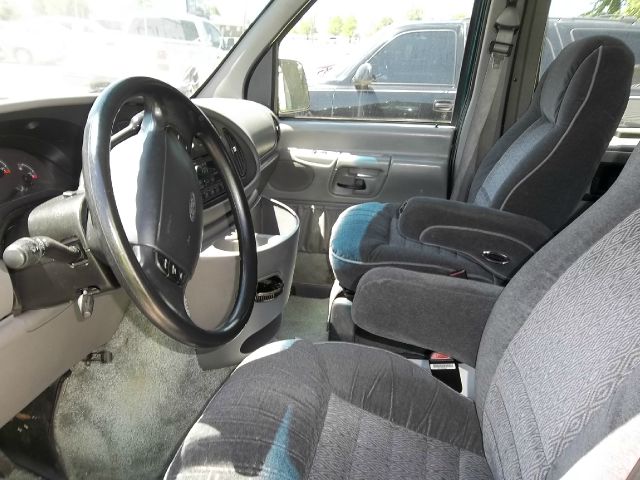 1999 Ford Econoline 328 Ci