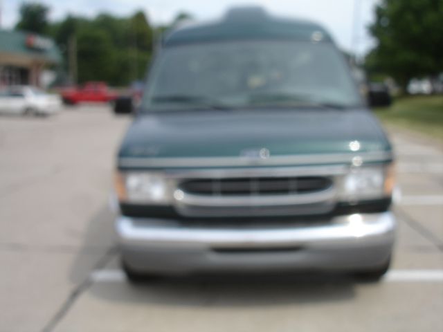 2000 Ford Econoline 328 Ci