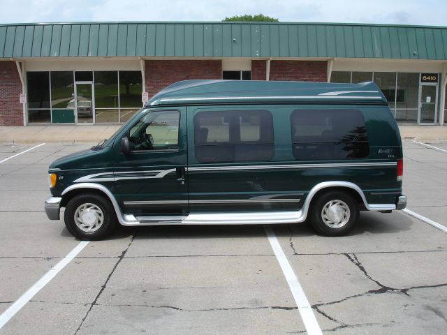 2000 Ford Econoline 328 Ci