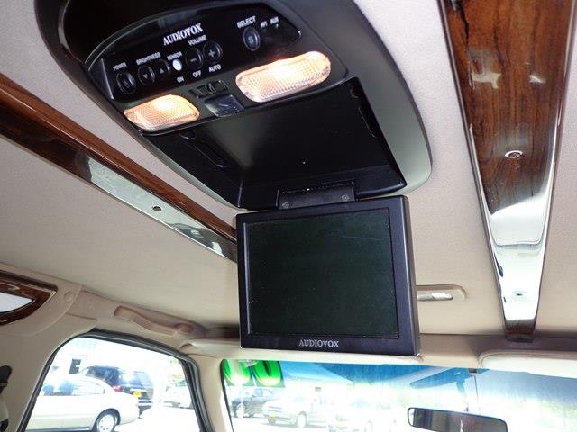 2000 Ford Econoline SE 5 Ft