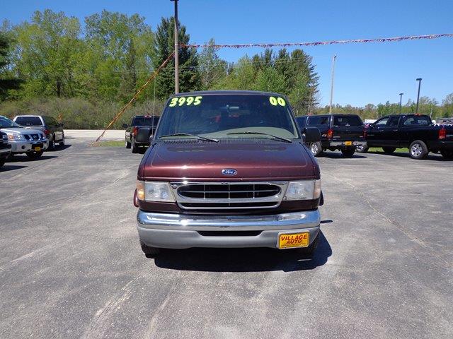 2000 Ford Econoline SE 5 Ft
