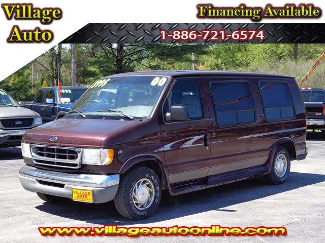 2000 Ford Econoline SE 5 Ft
