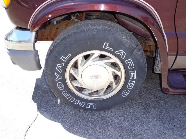 2000 Ford Econoline SE 5 Ft