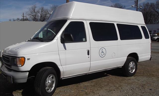 2000 Ford Econoline Unknown