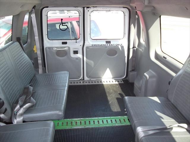 2000 Ford Econoline Unknown